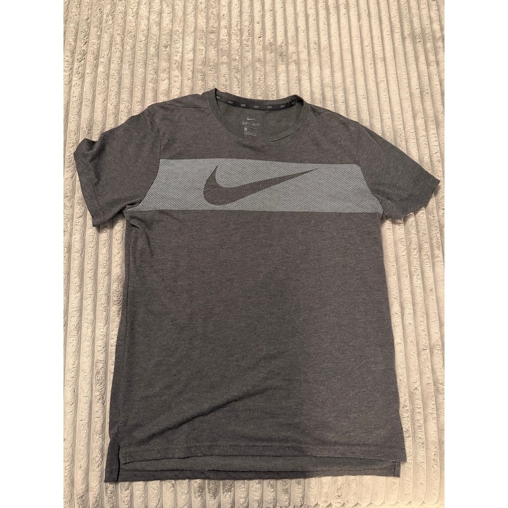 Nike Dri Fit Swoosh T-Shirt Men's Size Large